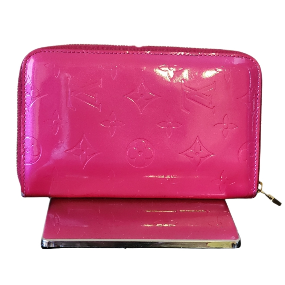 Louis Vuitton Monogram Vernis Zippy Long Wallet in Pink